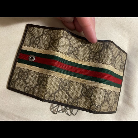 Pre Loved Gucci Key Case Holder - Picture 10 of 13